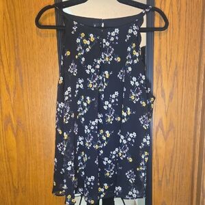 Floral Sleeveless Tank Top - Black